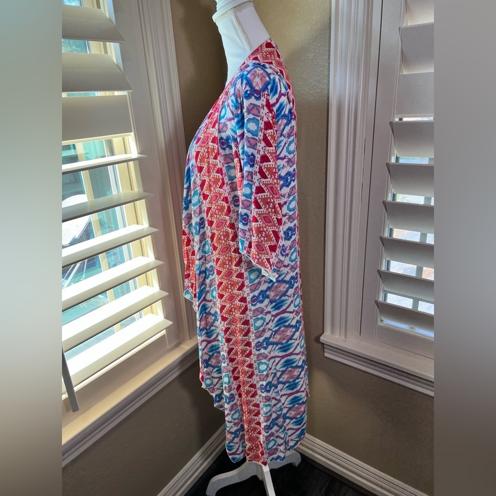 🆕 LuLaRoe Red and Blue Patterned Duster - Picture 6 of 6
